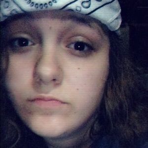 Meet your Posher, Katelyn